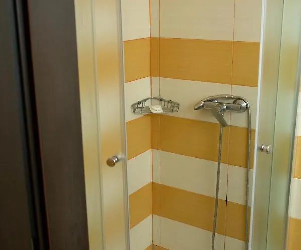 Curtea Brancoveneasca 2* Constanţa